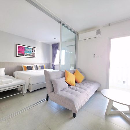 Recenta Suite Phuket Suanluang Екстер'єр фото