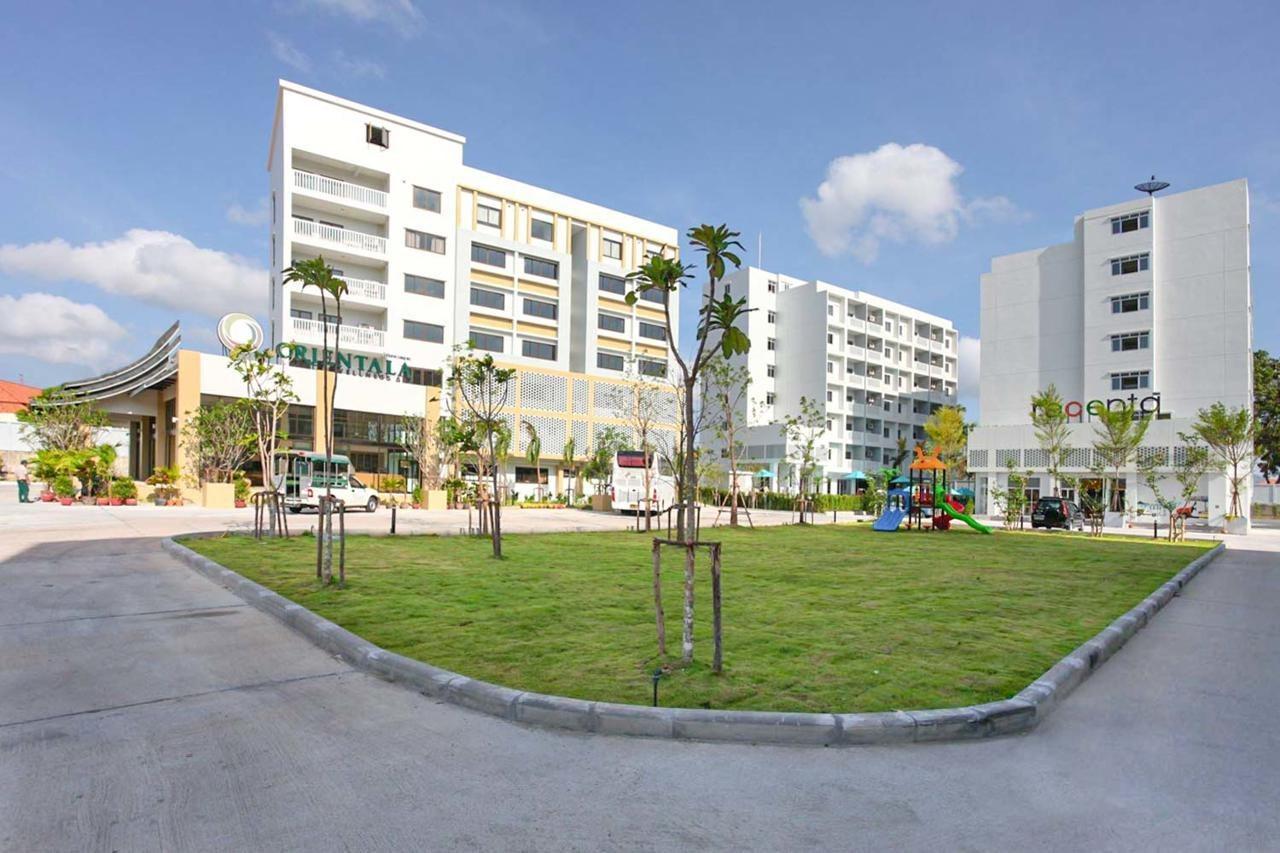 Recenta Suite Phuket Suanluang Екстер'єр фото