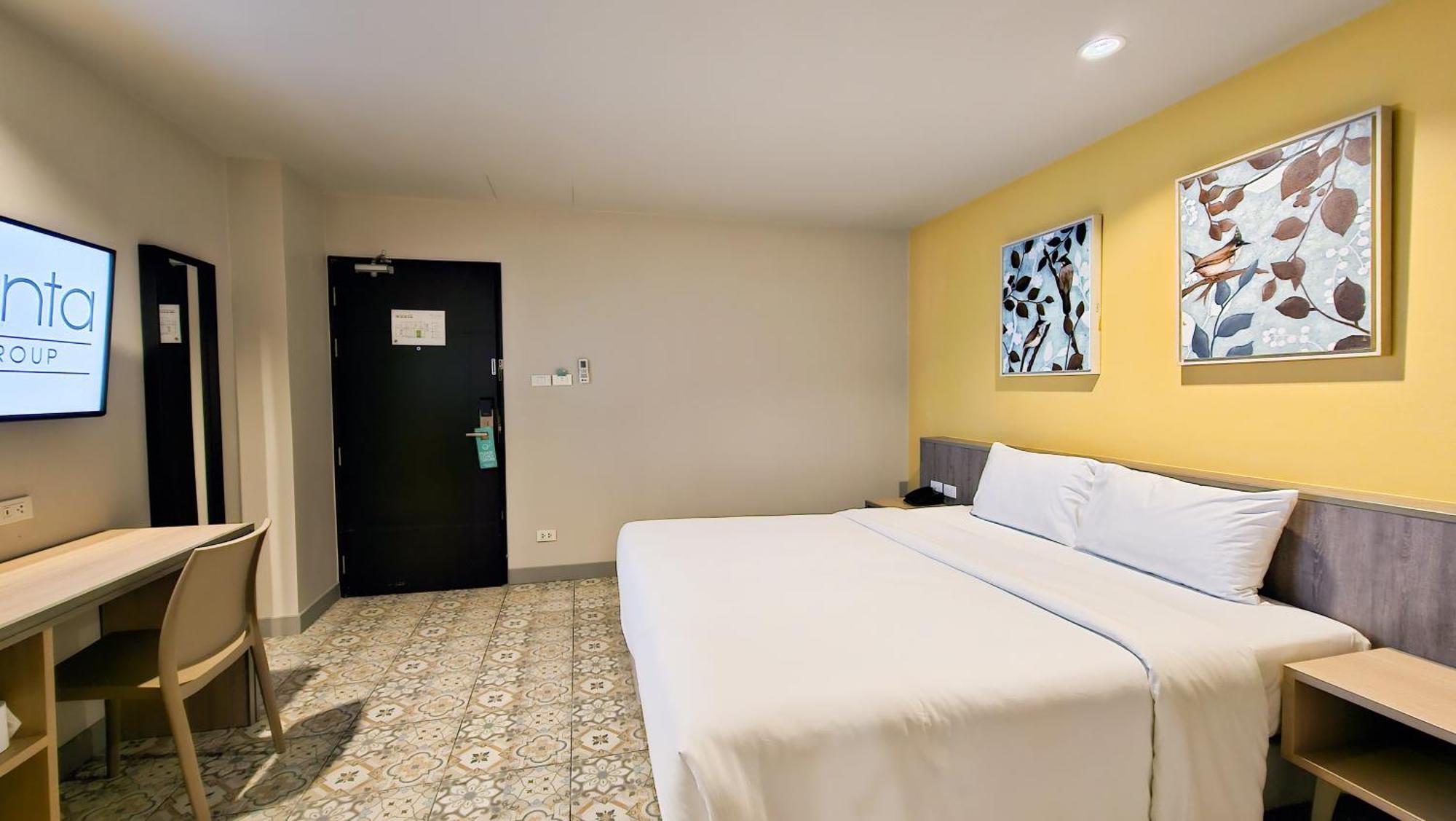 Recenta Suite Phuket Suanluang Екстер'єр фото