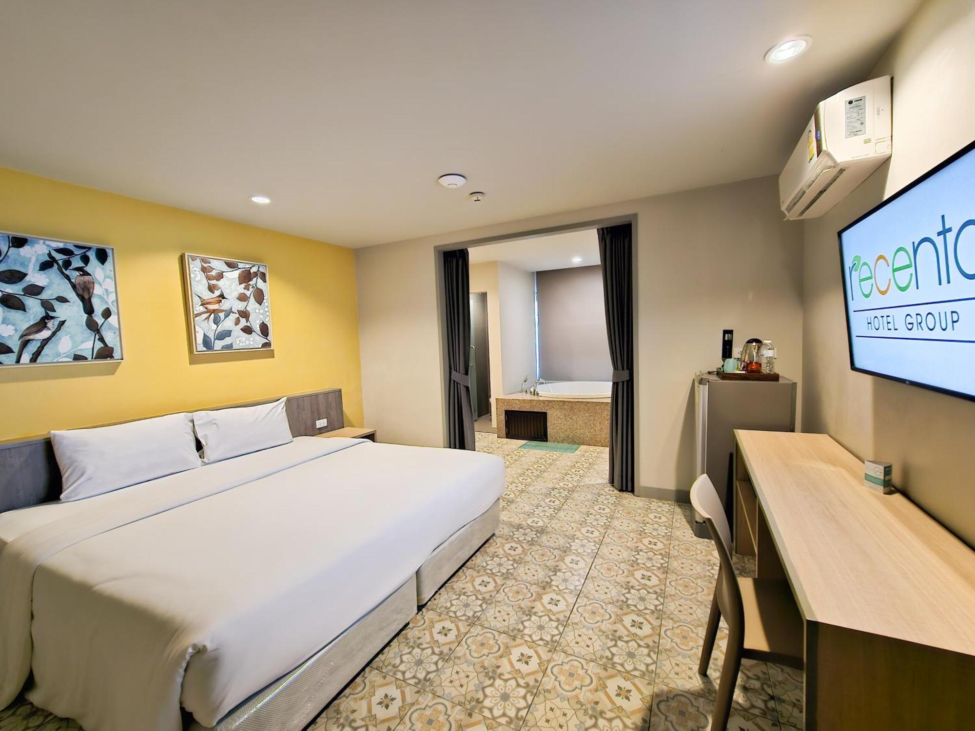 Recenta Suite Phuket Suanluang Екстер'єр фото