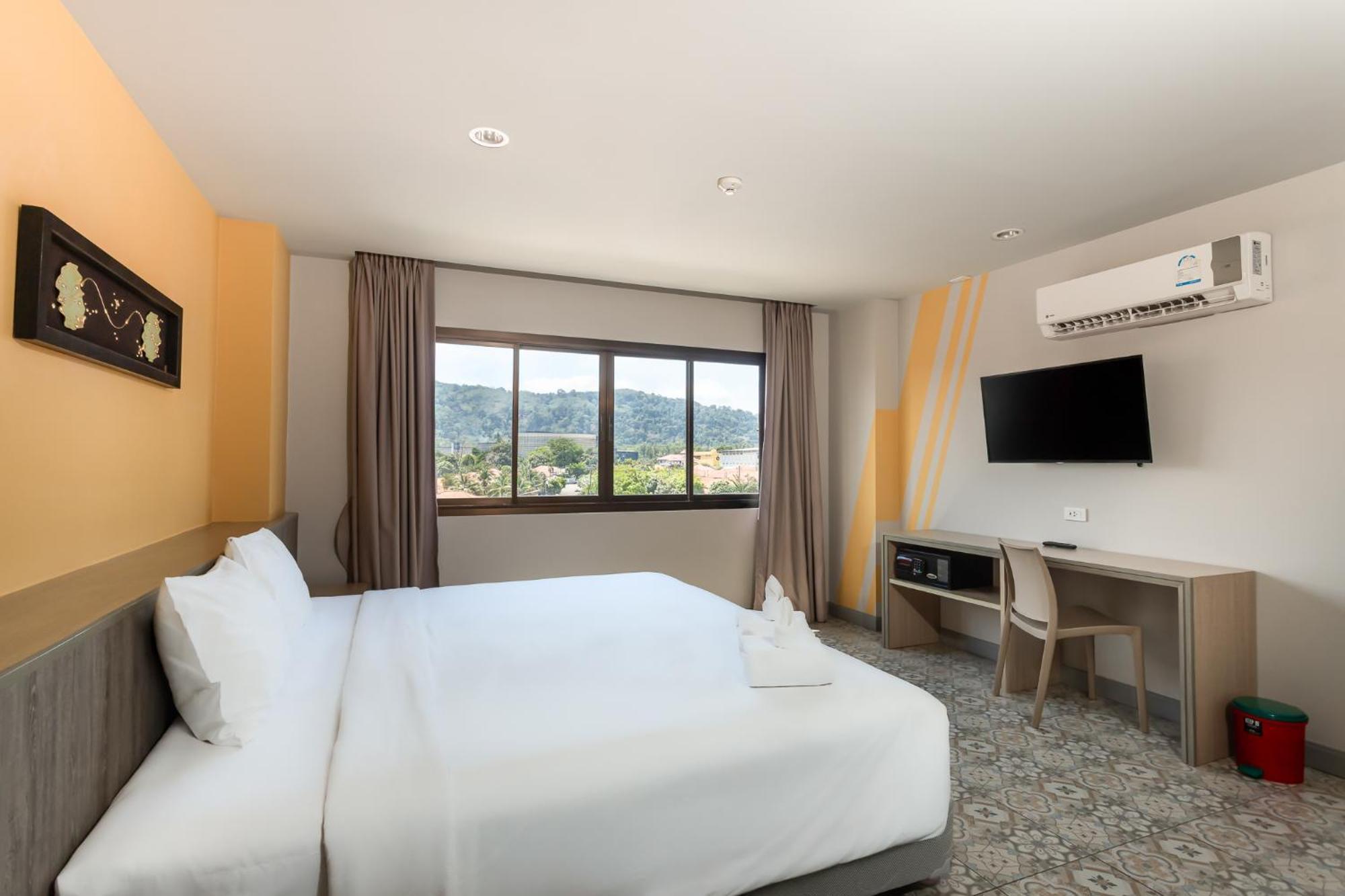 Recenta Suite Phuket Suanluang Екстер'єр фото